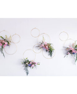 blomsterdekoration på ringe