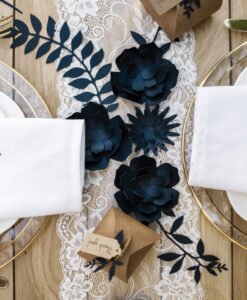 Mørkeblå tema pynt til konfirmation